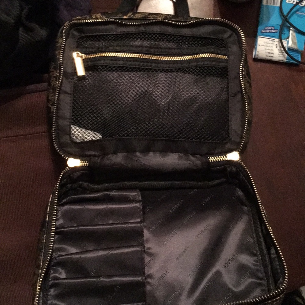 Make up bag - Picture 4 of 4